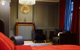 Romantic Suite Boudoir-Bleu -Adults Only-